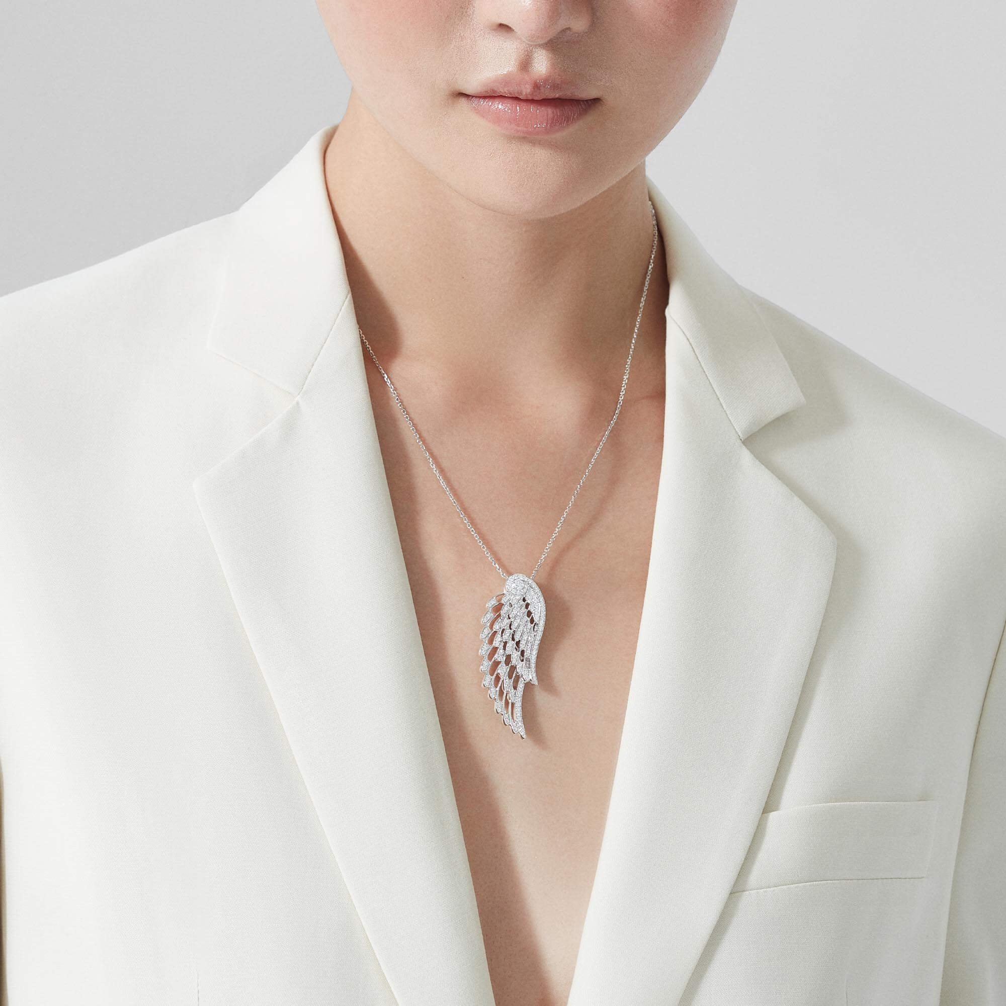 Garrard Wings Jewellery Collection Embrace Diamond Slider Pendant In 18ct White Gold. 2015749, Model Female