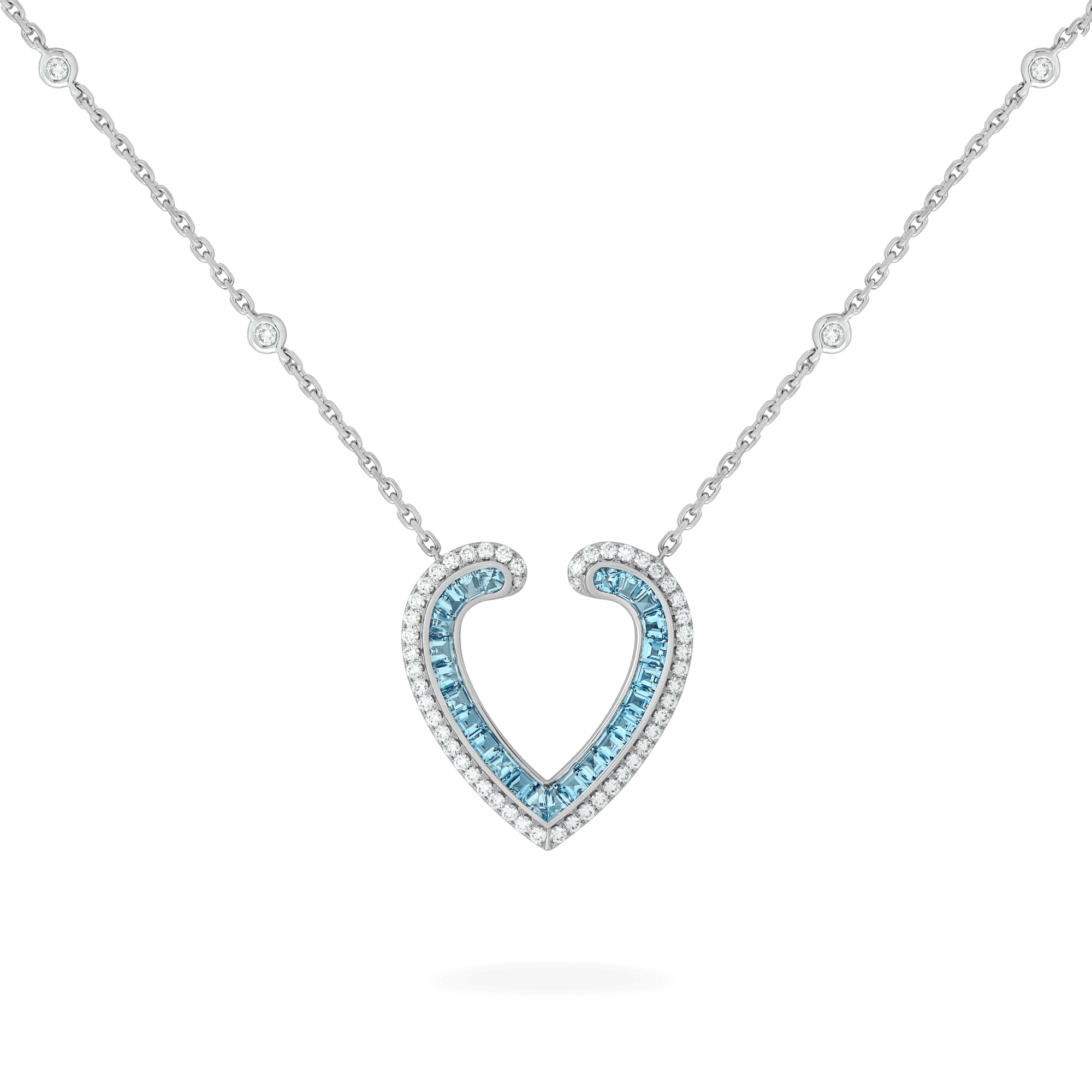 Garrard Aloria jewellery Collection calibre cut aquamarine pendant in 18ct white gold with Diamonds 2017066 Hero View