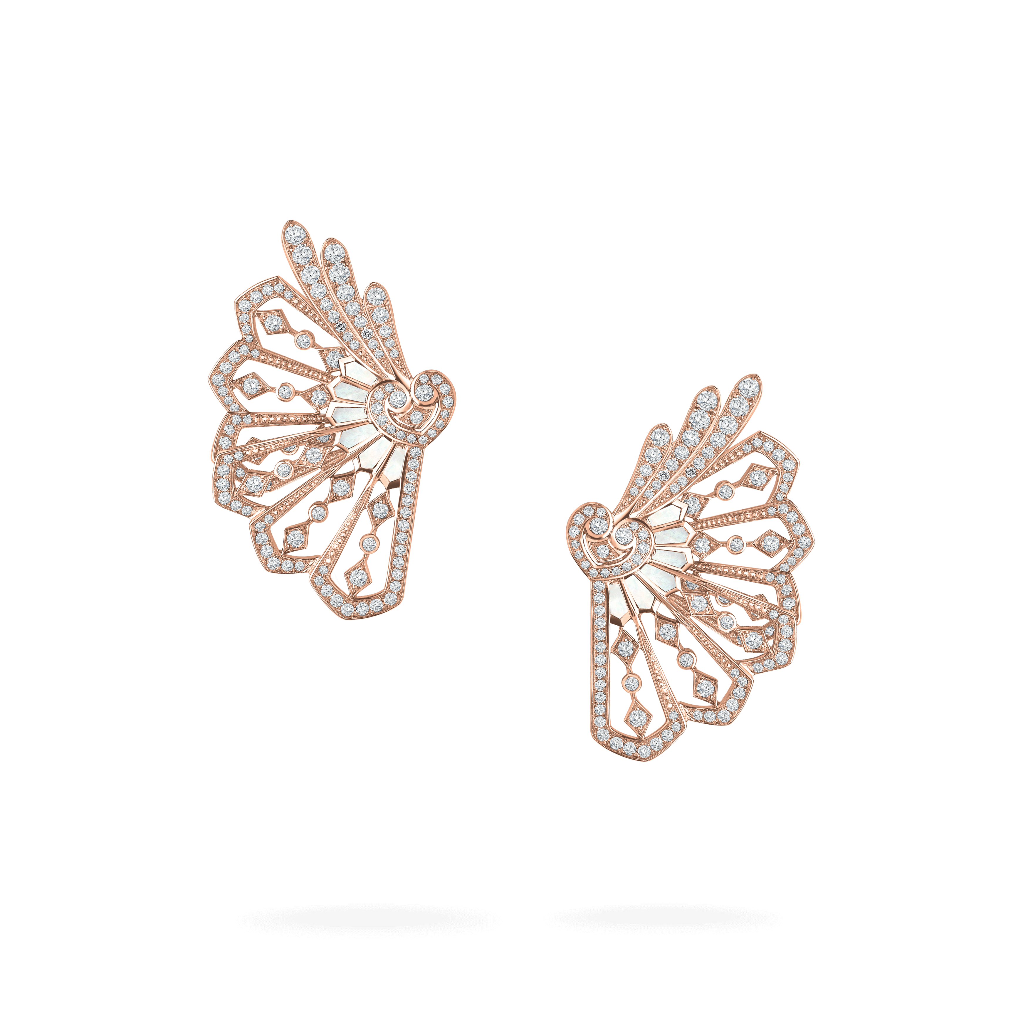 Luxury Color Blossom Diamond Earrings Mother of Pearl Light Pink