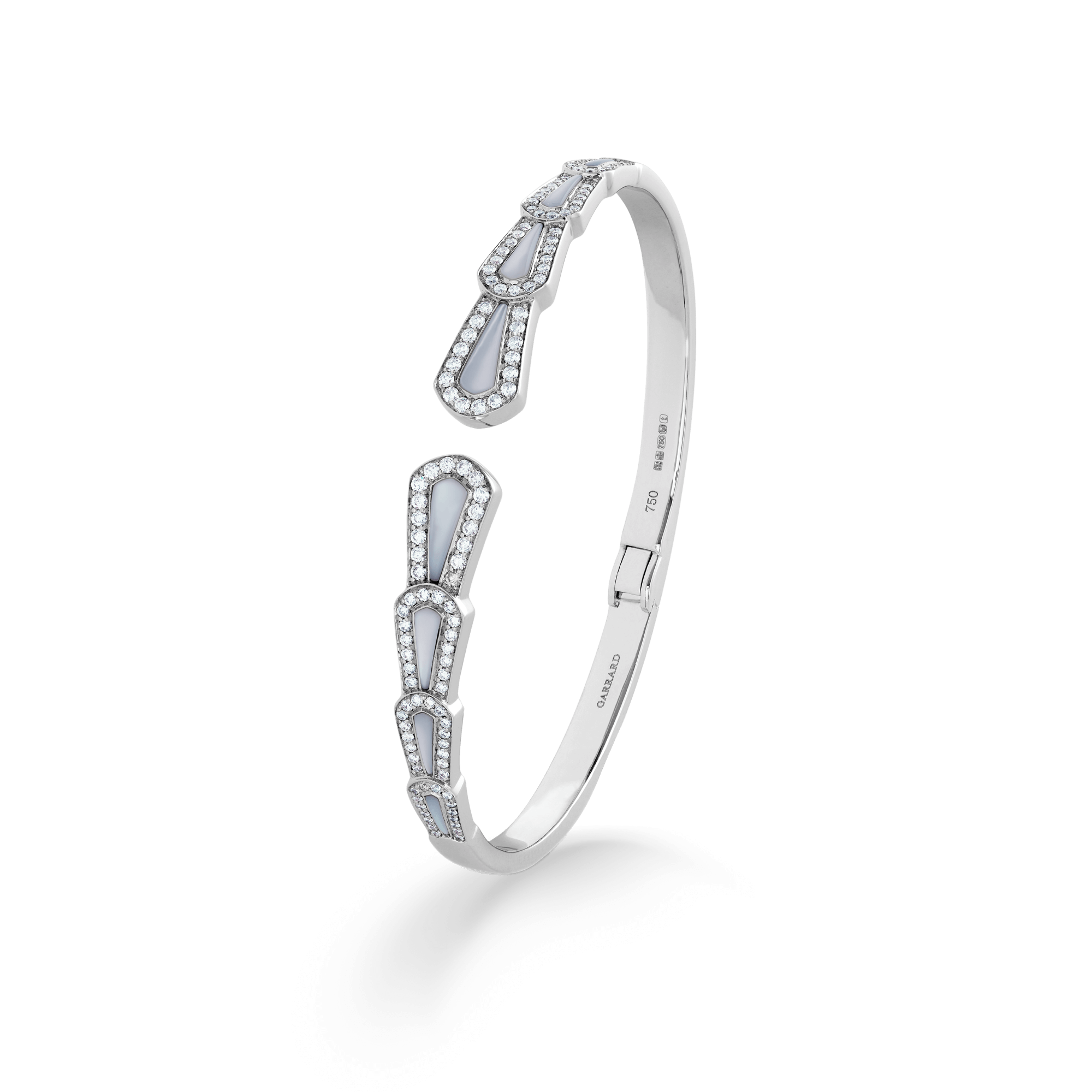 Garrard Fanfare Symphony jewellery collection Diamond and Mother of Pearl Bracelet In 18ct White Gold 2015949 2015853 2015950 Hero View