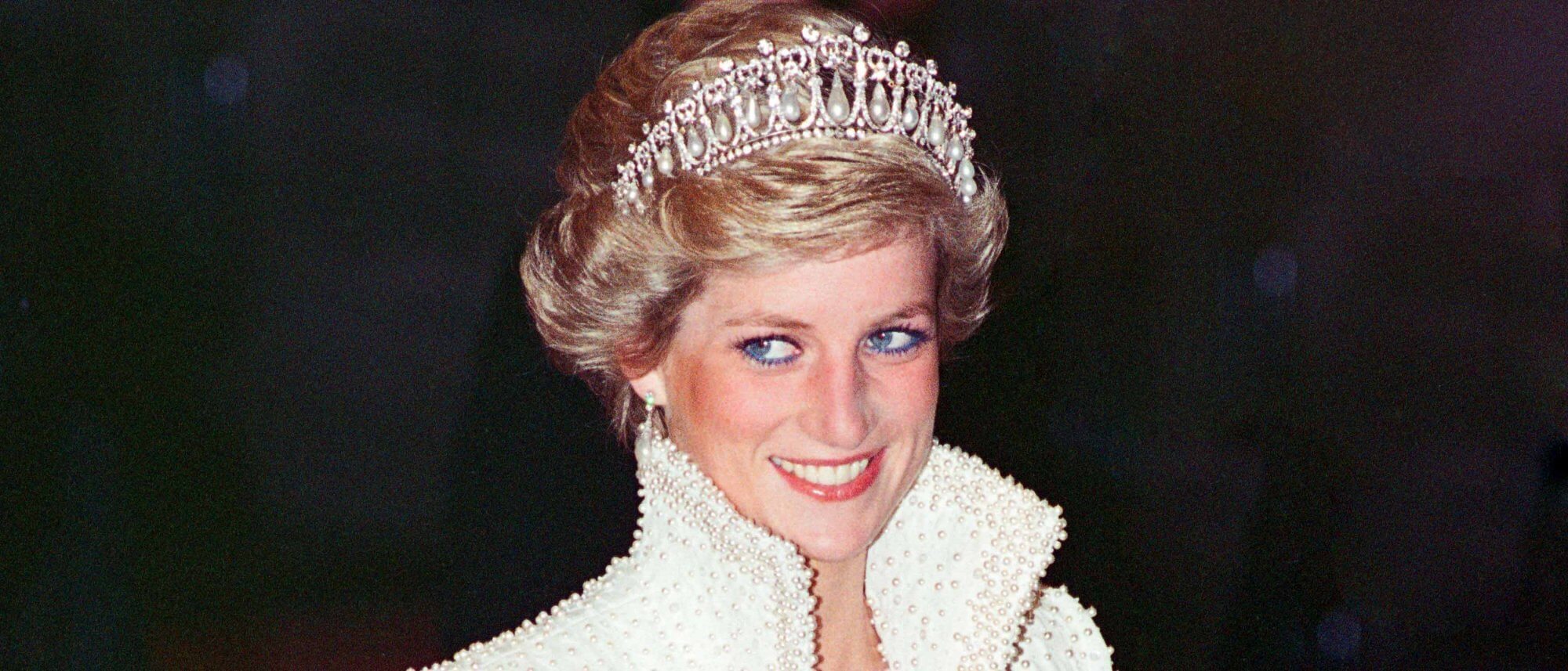 Princess Diana wearing Garrard Lovers Knot Tiara desktop new 1