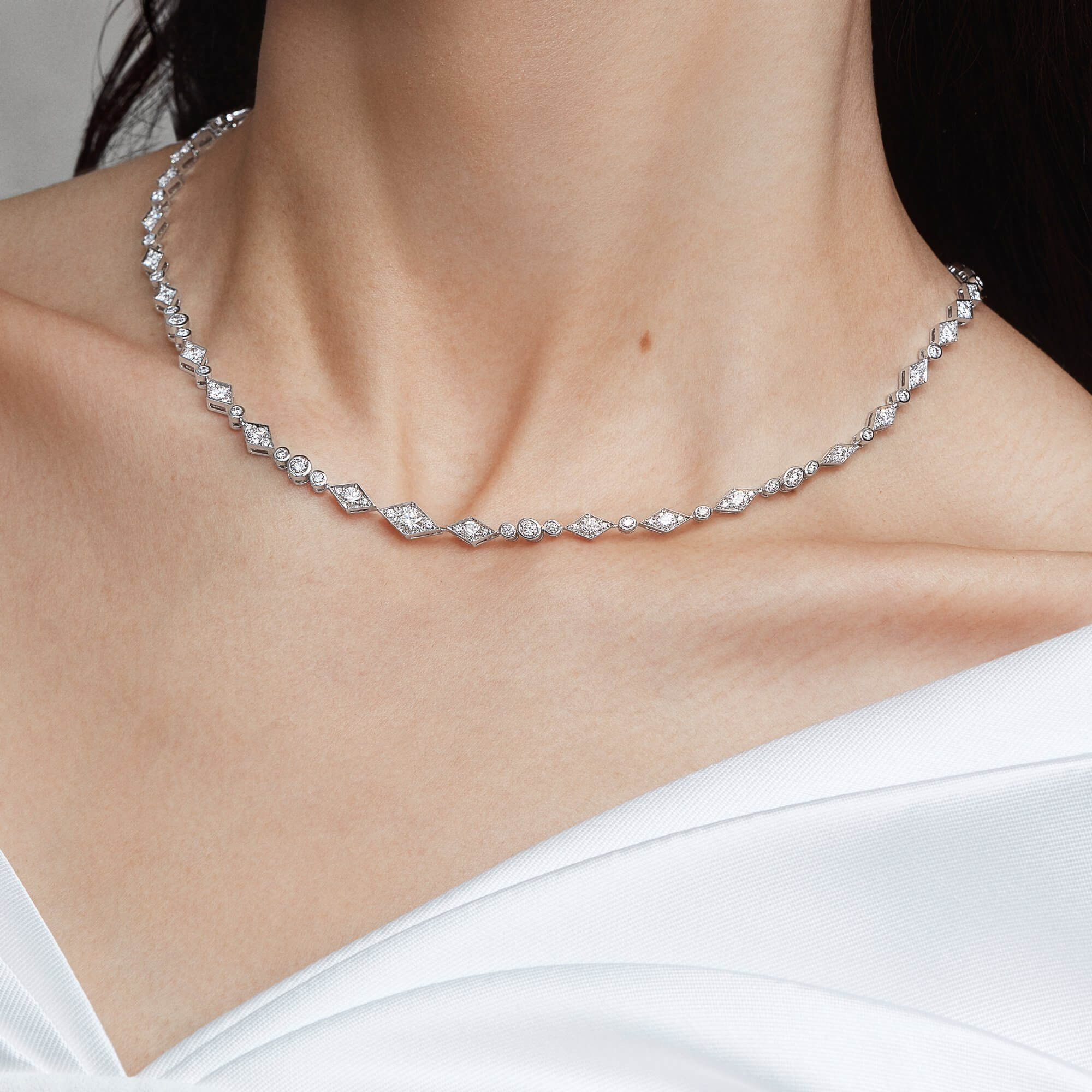 Garrard Albemarle Diamond Necklace​ In 18ct White Gold​ 2014371 Model