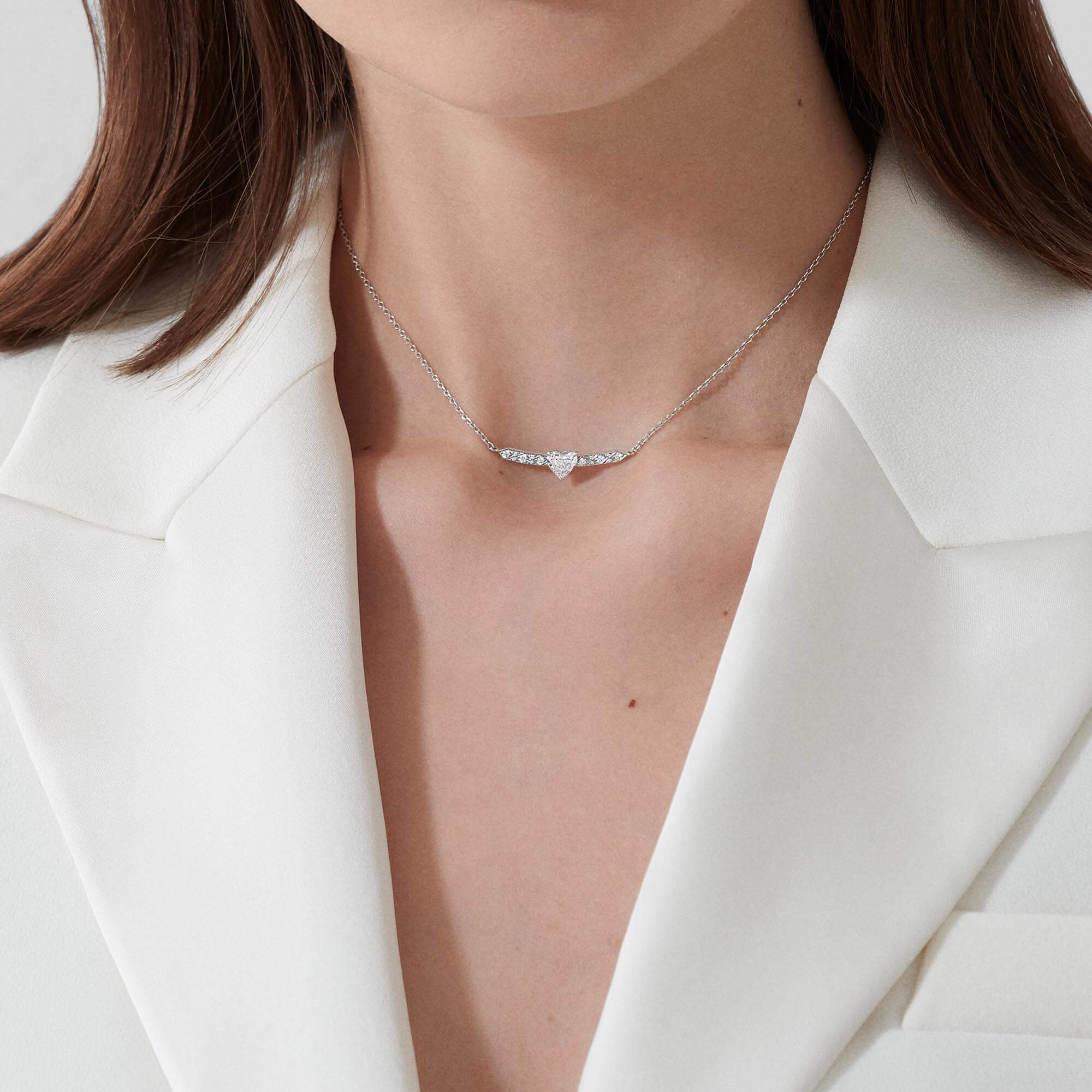 0064 Garrard Signature Heart Shape Diamond Pendant In Platinum 2015225 Model